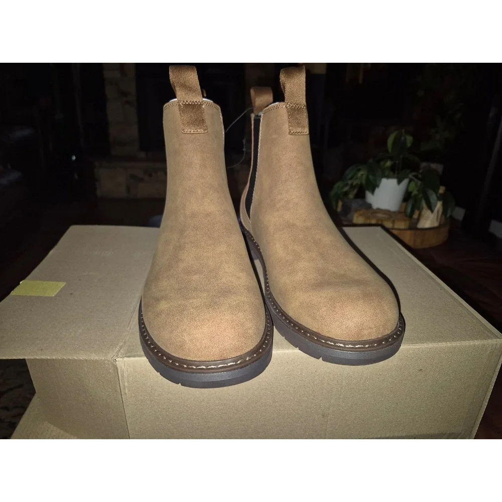 Portland Boot Company‎ Mens Size 10W Tan Chelsea Boots Suede Pull On Casual Wide